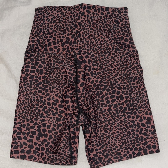 Beach Riot Bike Shorts - Picture 5 of 8